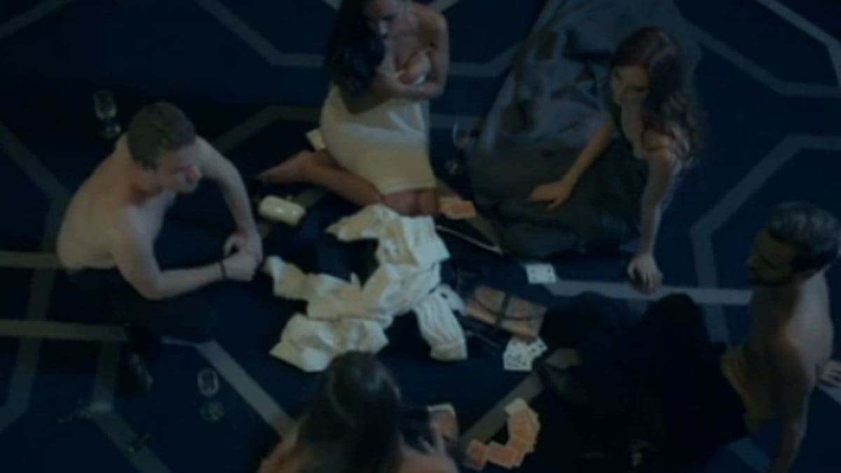 A Fashionable Game of Strip Poker