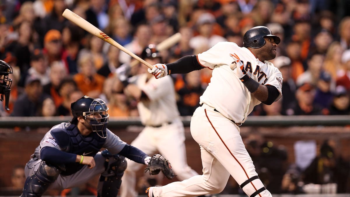 Sandoval's 3 homers give Giants win in Game 1 of World Series