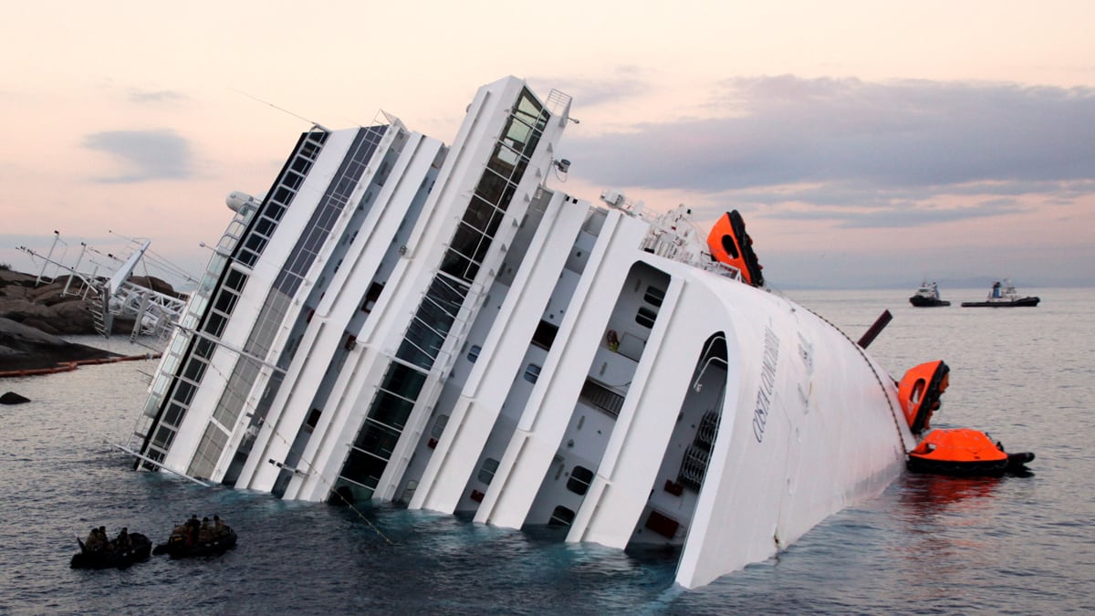 carnival cruise italy disaster