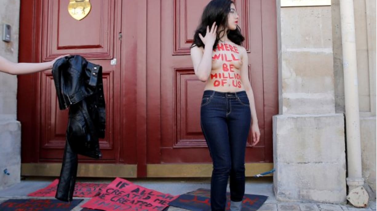 Aliaa Elmahdy Egypt S Pioneering Nude Protester