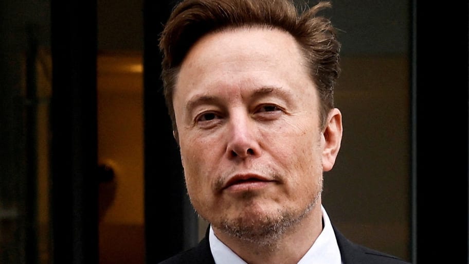Elon Musk says he’s hired a new CEO for Twitter.