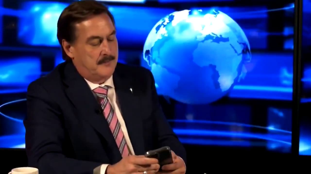 Mike Lindell, CEO of MyPillow, is starting to think Trump is calling him through Prank Caller