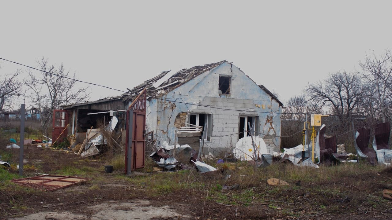 Nástražné pasti a ničení v Chersonu na Ukrajině po stažení ruské armády