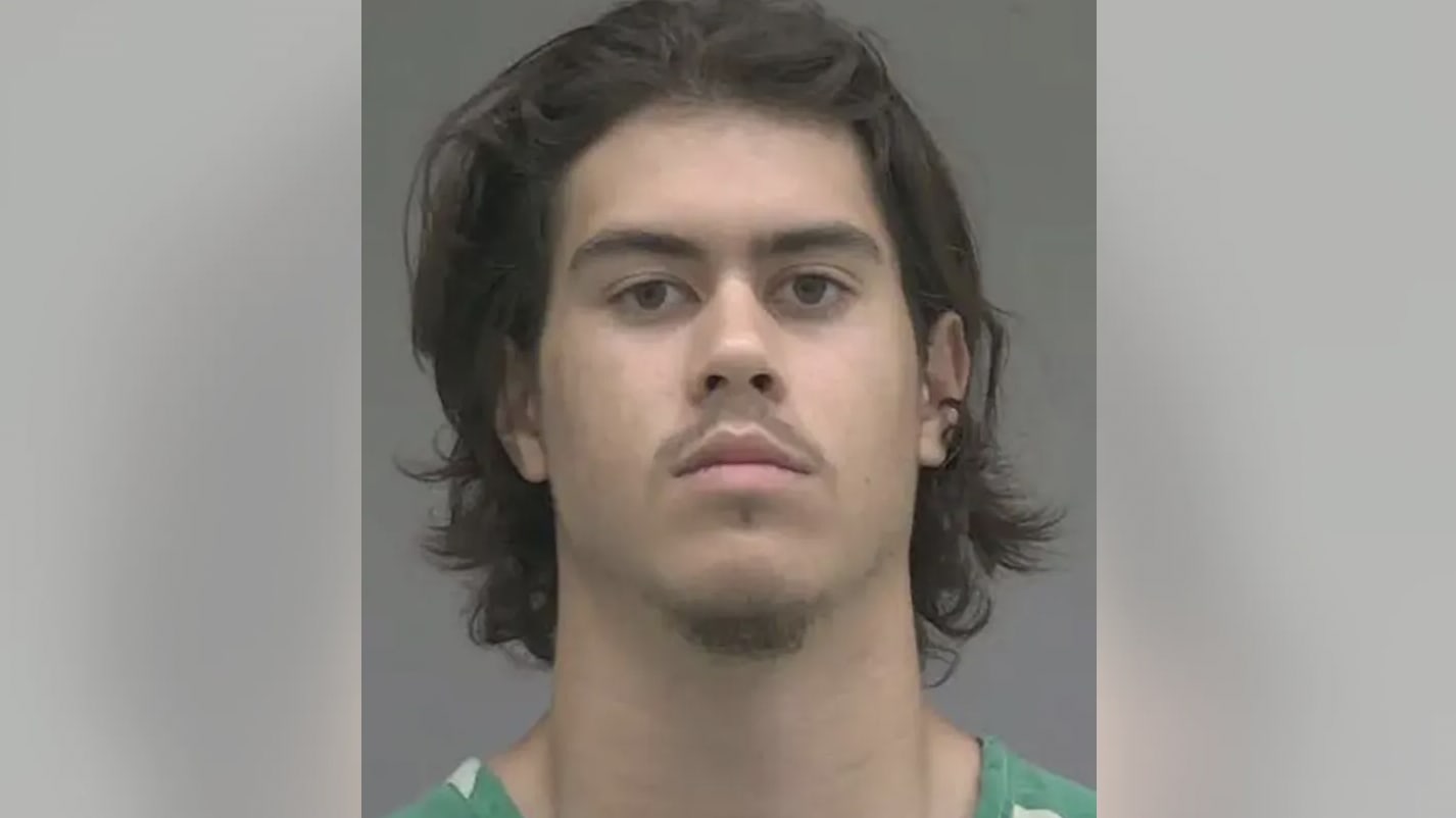 Florida QB Jalen Kitna Accused of Child Porn Had Vile Photo of Pre-Teen, Cops picture