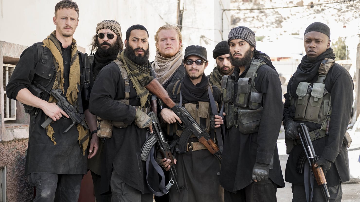 А где пятый террорист. Джейш Аль Ахрар. Террористическая группировка «Исламское государство» в Сирии.
