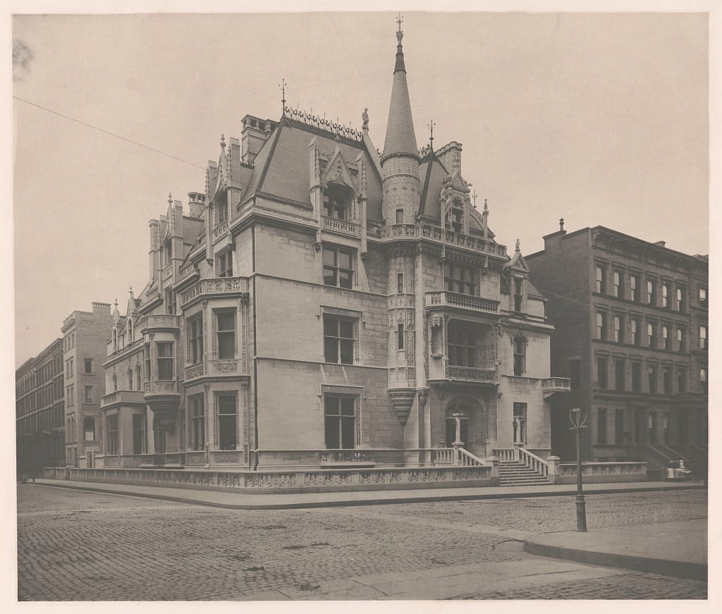 The Juicy, 103-Year History of New York's Famed Cartier Mansion