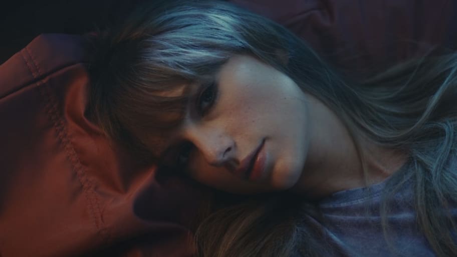 Taylor Swift in the “Lavender Haze” video.