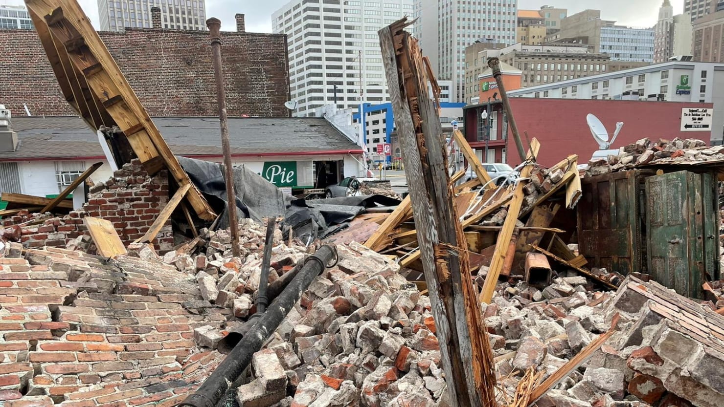 verfrommeld duizelig worm Ida Destroys New Orleans Jazz Shop Where Louis Armstrong Bought His First  Cornet