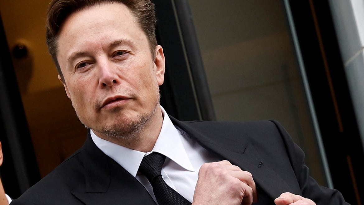 Elon Musk Vengefully Kills New York Times’ Verified Twitter Checkmark