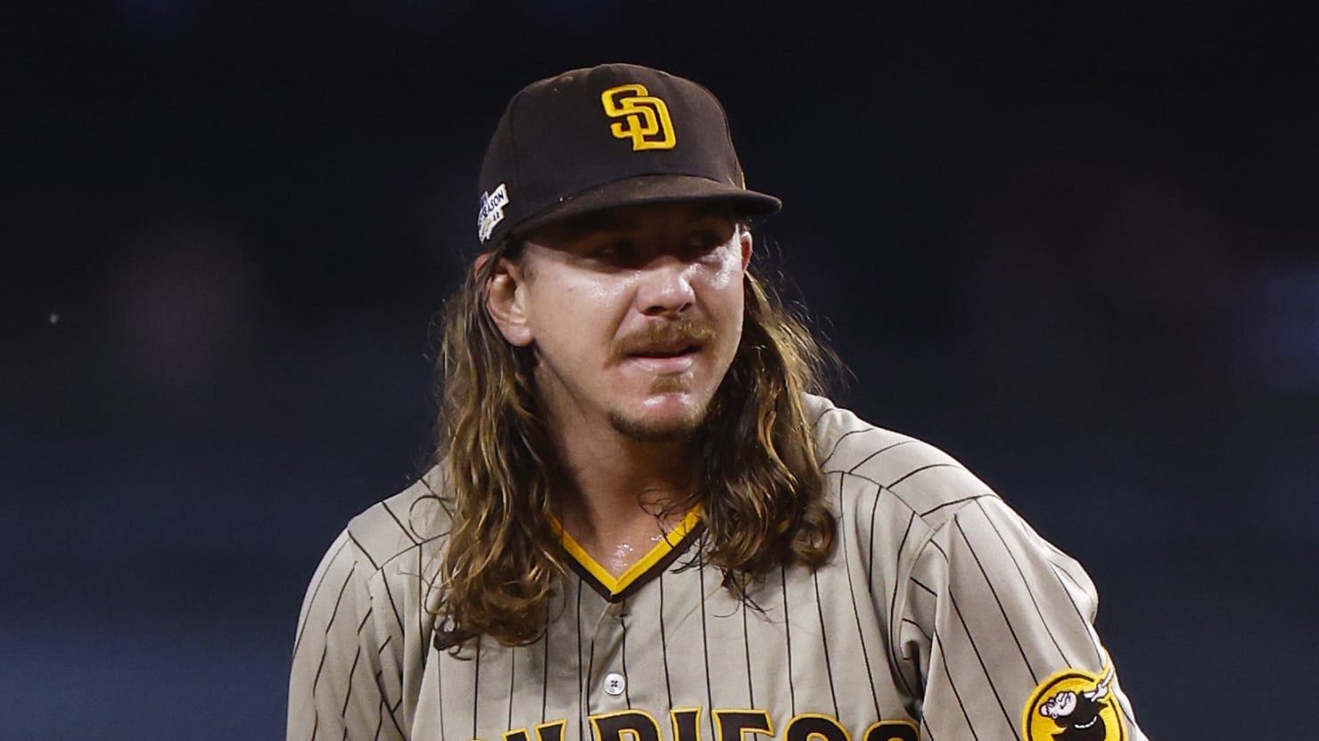 MLB launches probe into White Sox pitcher Mike Clevinger for 'abusing the  mother of his daughter