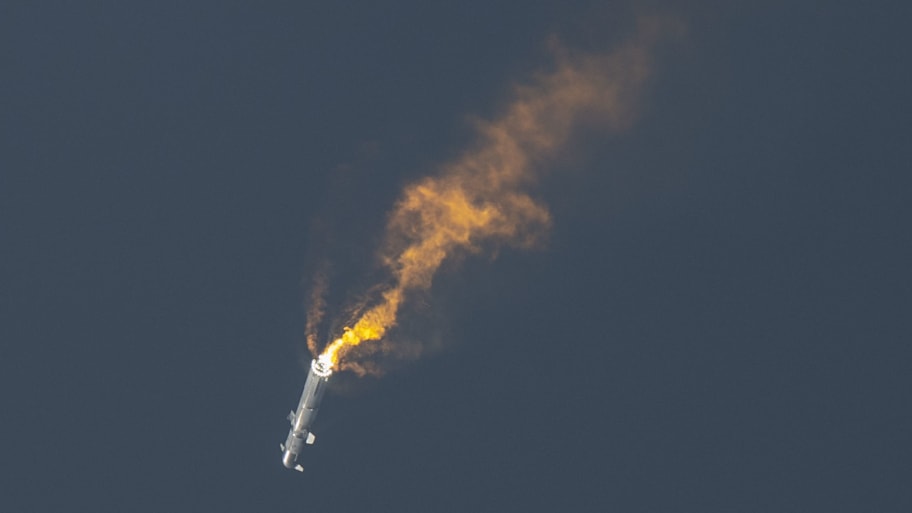 SpaceX's Starship spacecraft and Super Heavy rocket explodes after launch