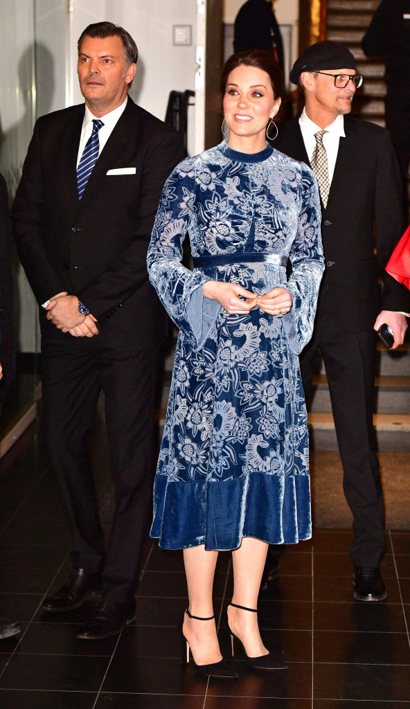 Bilderesultat for duchess kate bad outfit